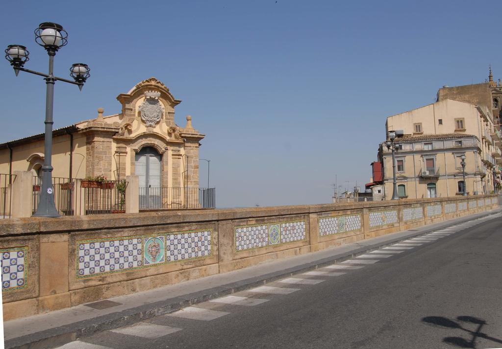 La Rosa Antica Bed & Breakfast Caltagirone Dış mekan fotoğraf
