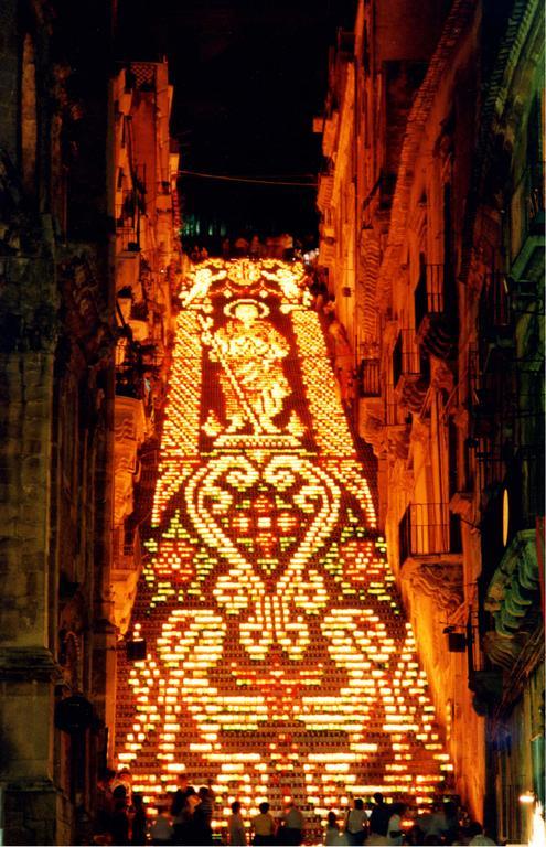 La Rosa Antica Bed & Breakfast Caltagirone Dış mekan fotoğraf