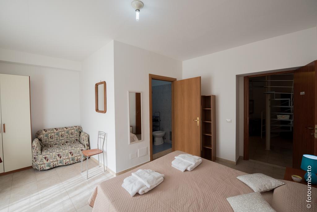 La Rosa Antica Bed & Breakfast Caltagirone Dış mekan fotoğraf
